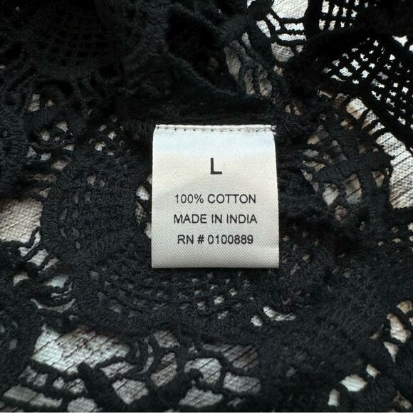 Keren Hart Women's Black Open Crochet Lace V Neck Tank Top Overlay L LG Large - Picture 9 of 11